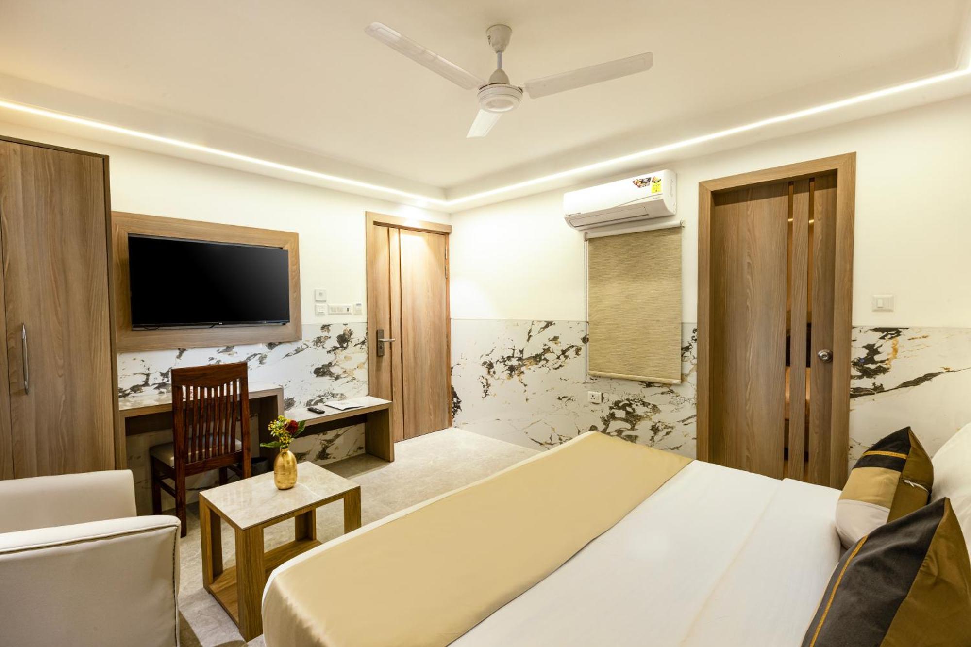 The Orion Hotel Era - Delhi Airport Új-Delhi Kültér fotó