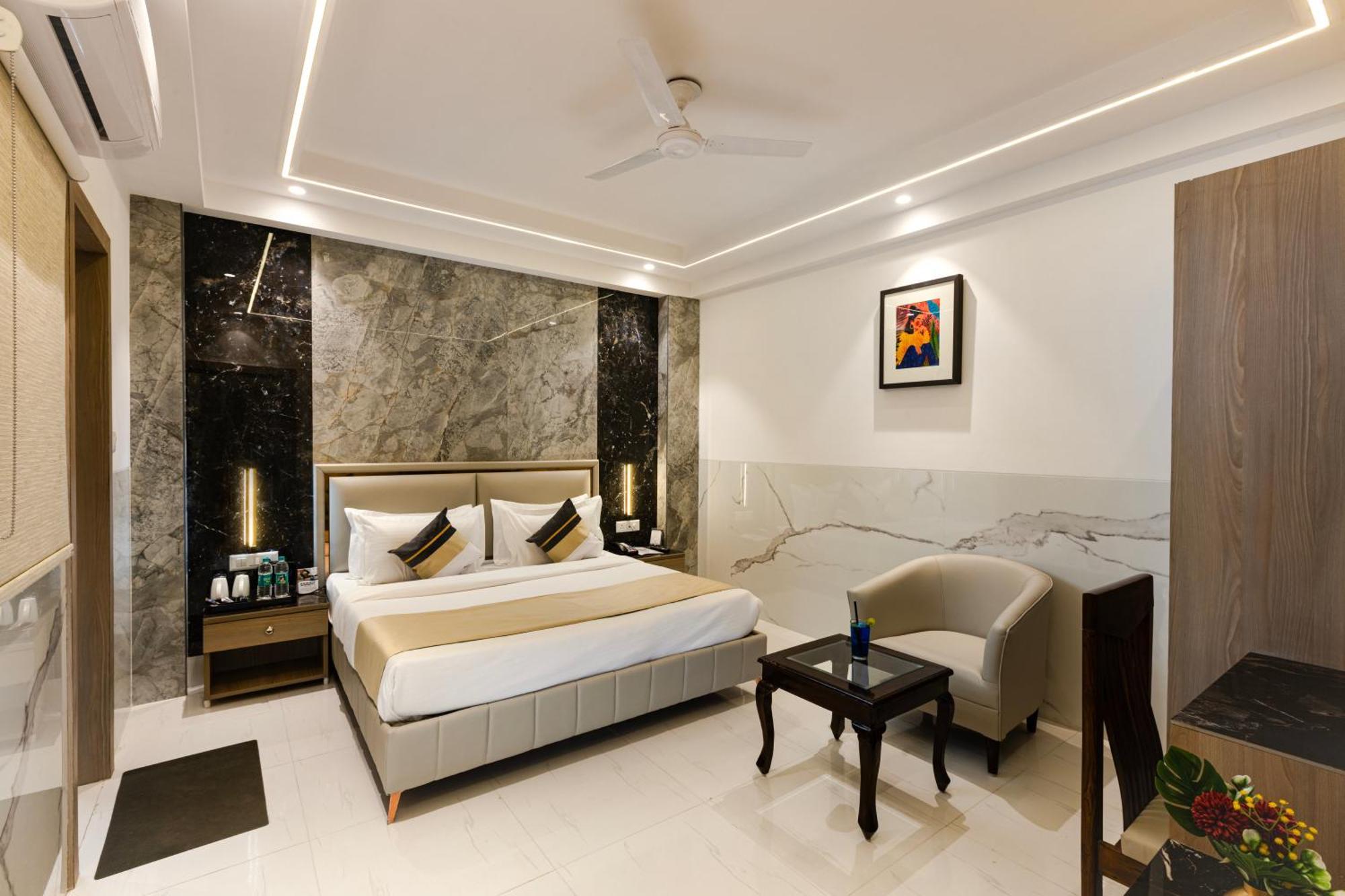 The Orion Hotel Era - Delhi Airport Új-Delhi Kültér fotó