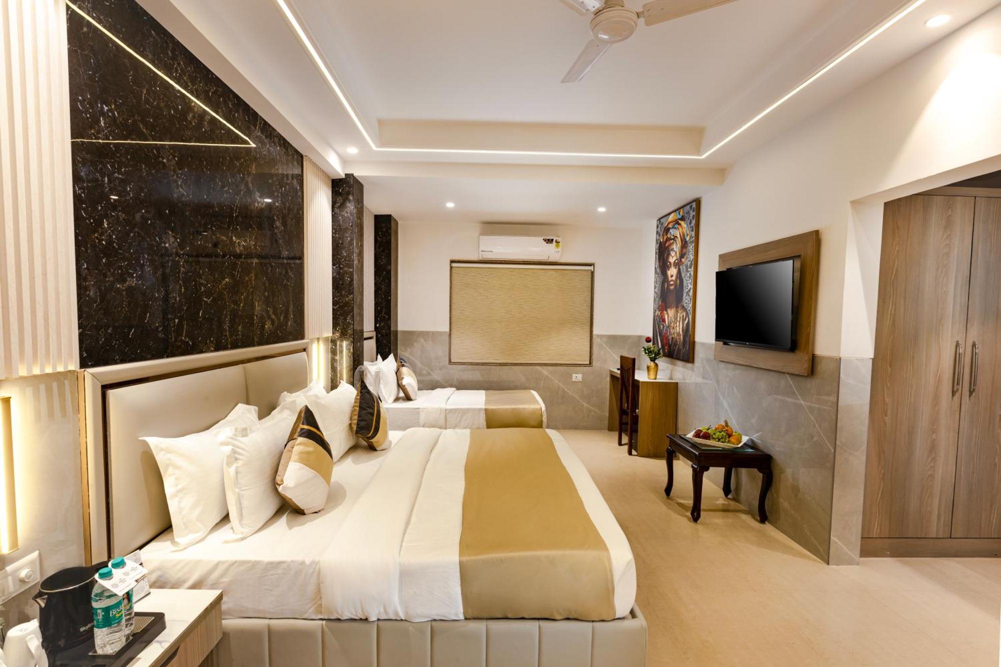 The Orion Hotel Era - Delhi Airport Új-Delhi Kültér fotó