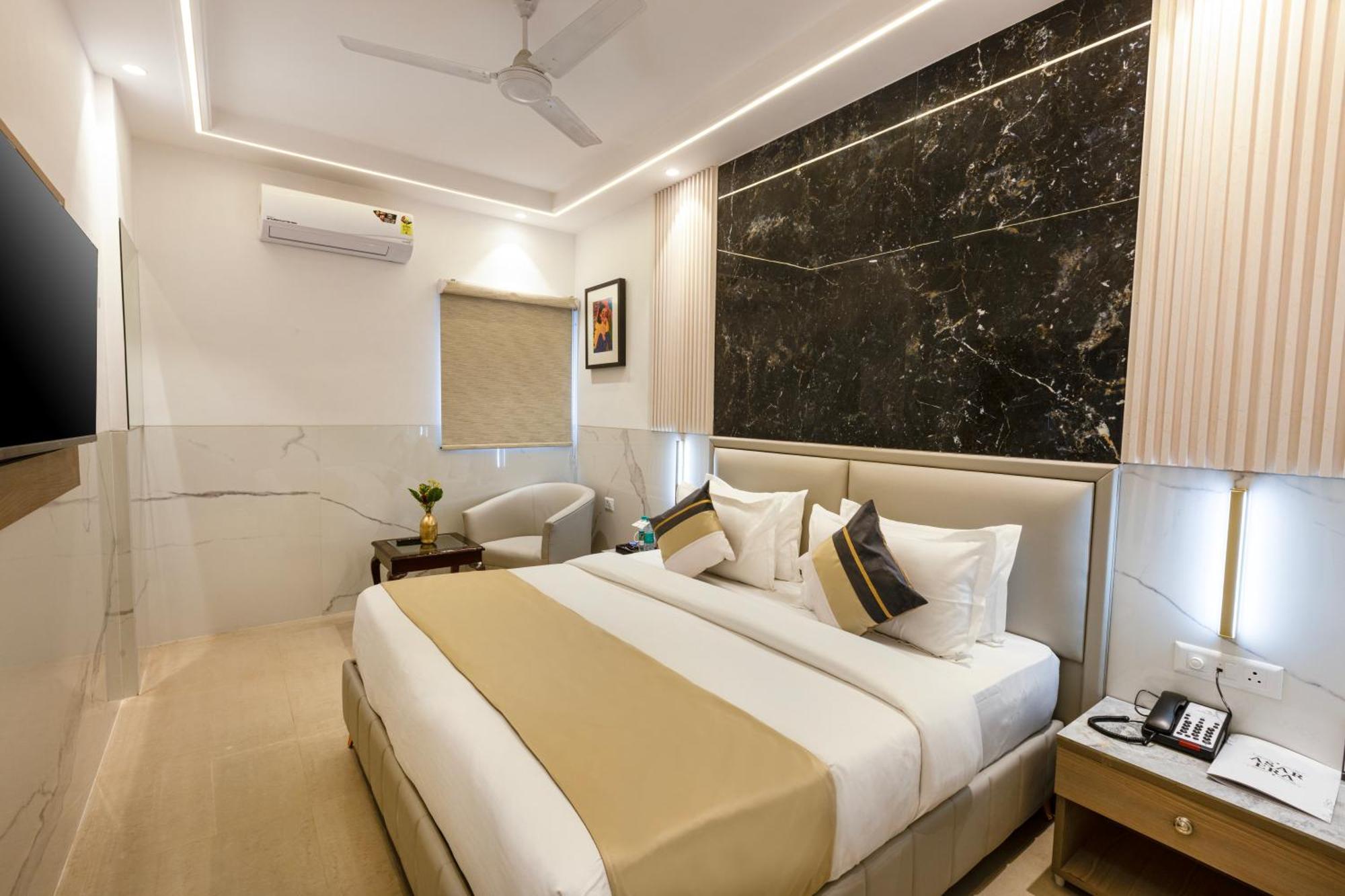 The Orion Hotel Era - Delhi Airport Új-Delhi Kültér fotó
